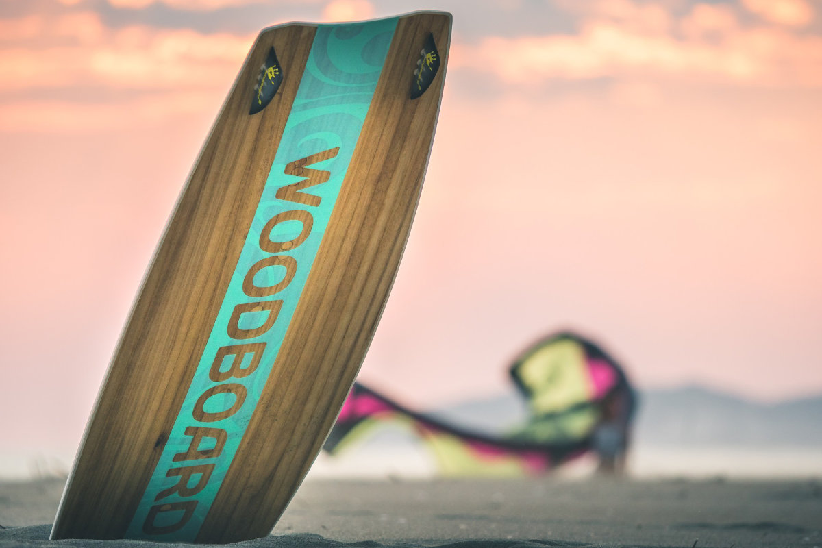 Woodboard Beam am Strand